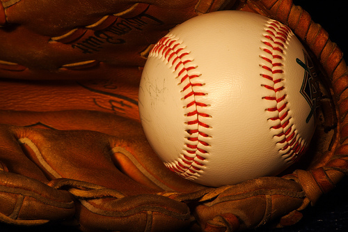 Baseball_glove-967